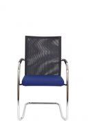 Nieuwe kantinestoelen